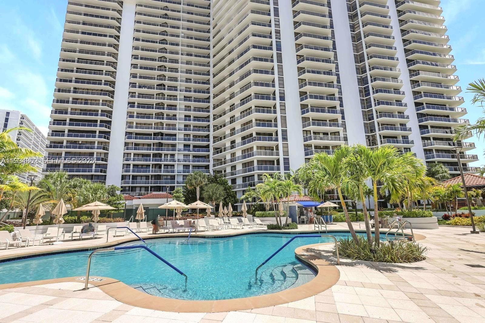 20281 E Country Club Drive 501, Aventura, FL 33180 photo 22