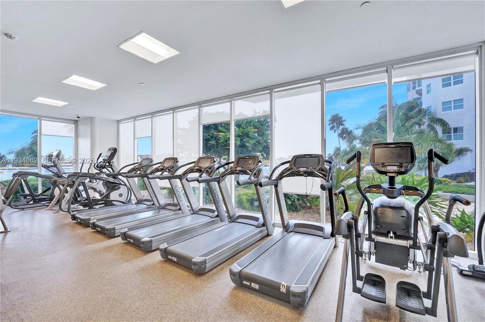 20281 E Country Club Drive 501, Aventura, FL 33180 photo 26