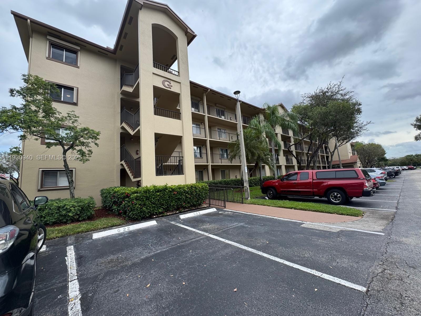 1351 SW 141st Avenue 205G, Pembroke Pines, FL 33027