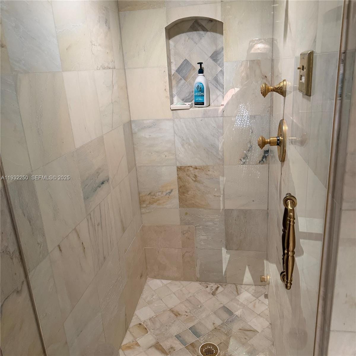 19355 Turnberry Way 5K, Aventura, FL 33180 photo 13
