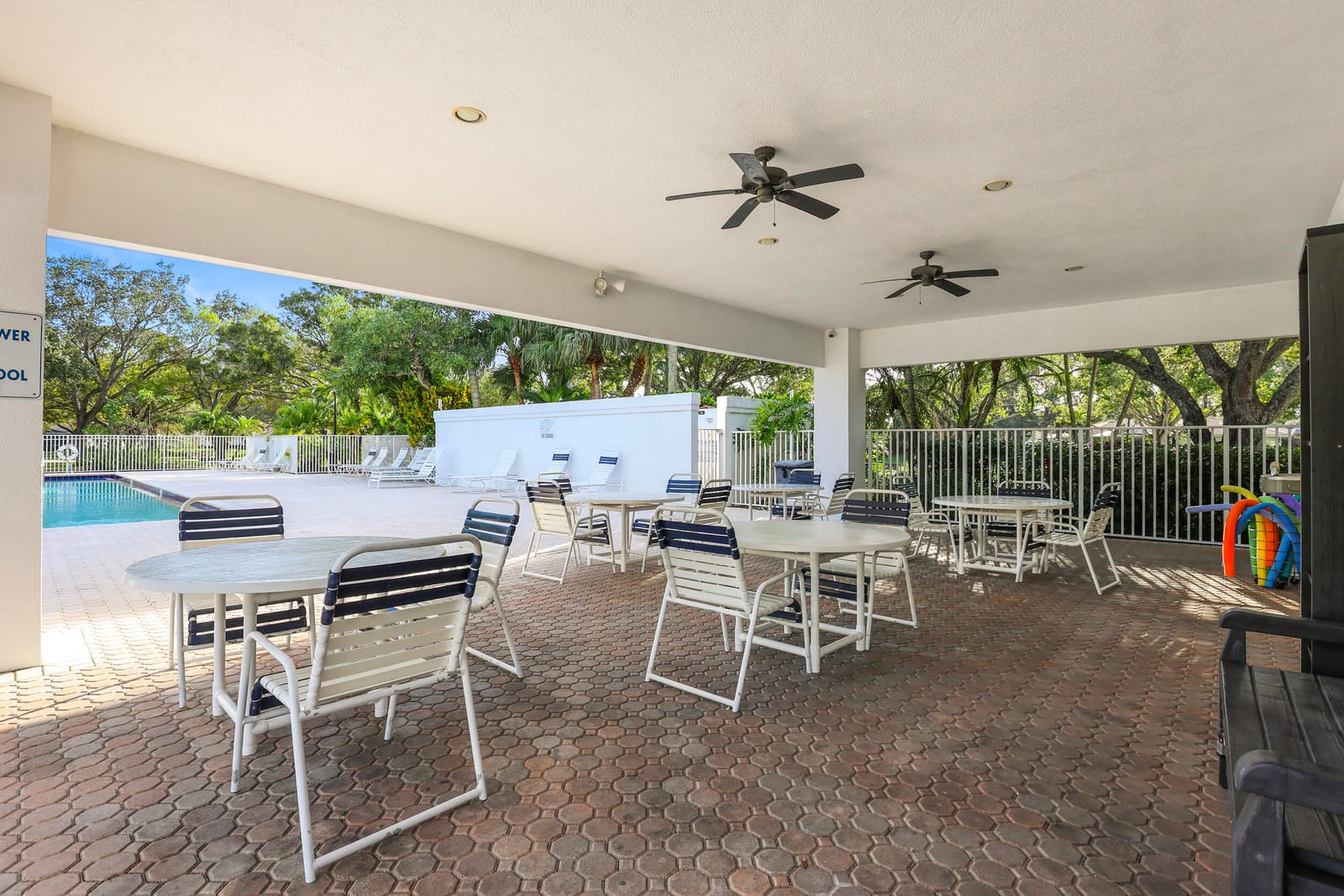 2404 Pin Oak Court, Palm Beach Gardens, FL 33410 photo 30