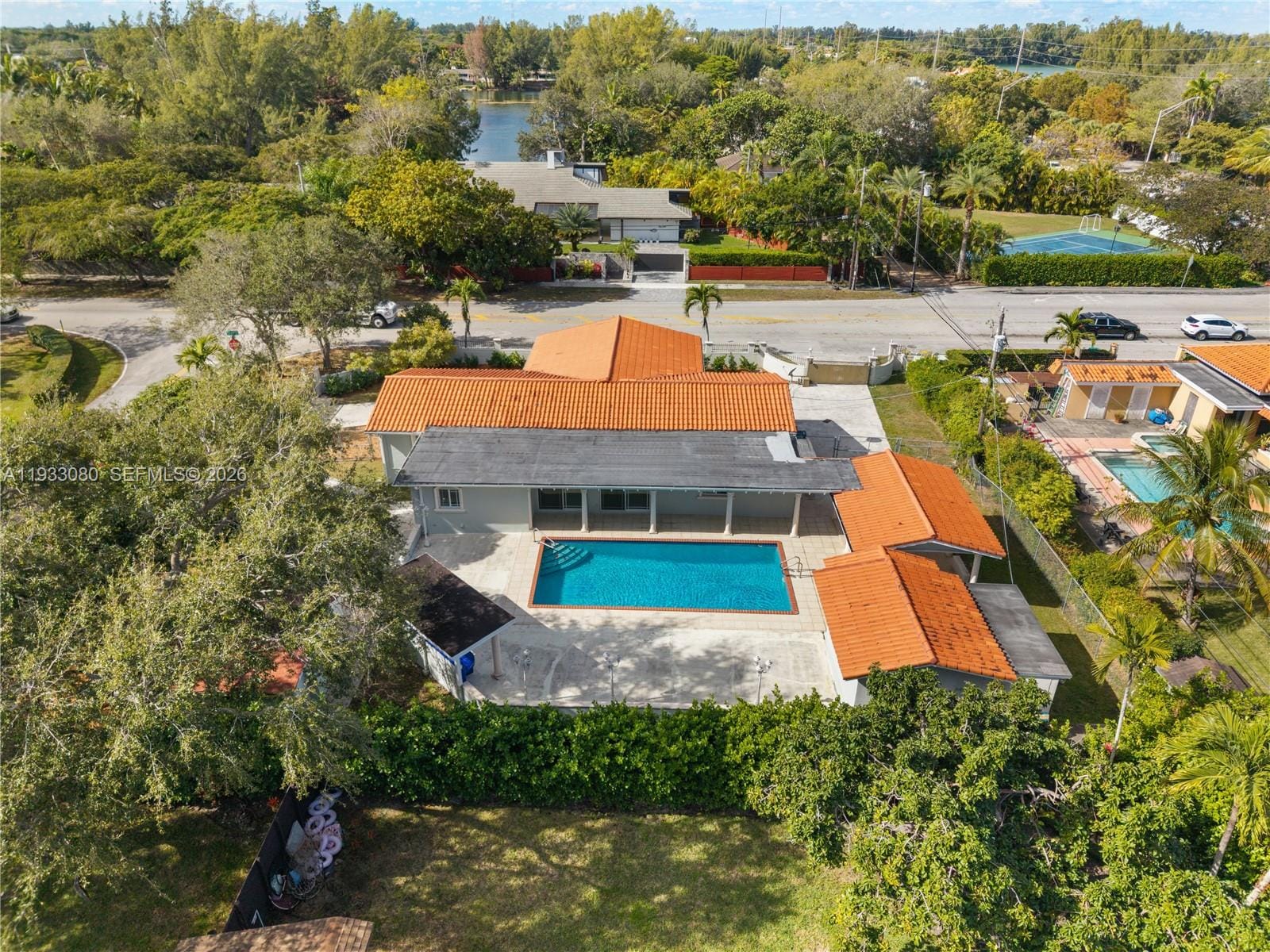 5685 SW 72nd Avenue, Miami, FL 33143 photo 3