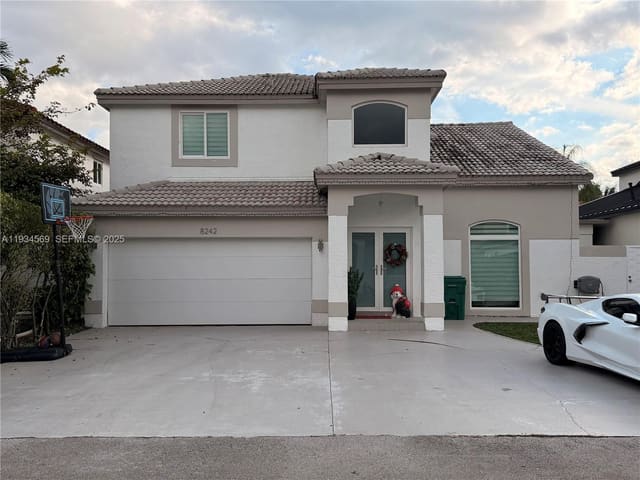 8242 NW 200 Terrace, sold in Marbella Park, Hialeah, FL