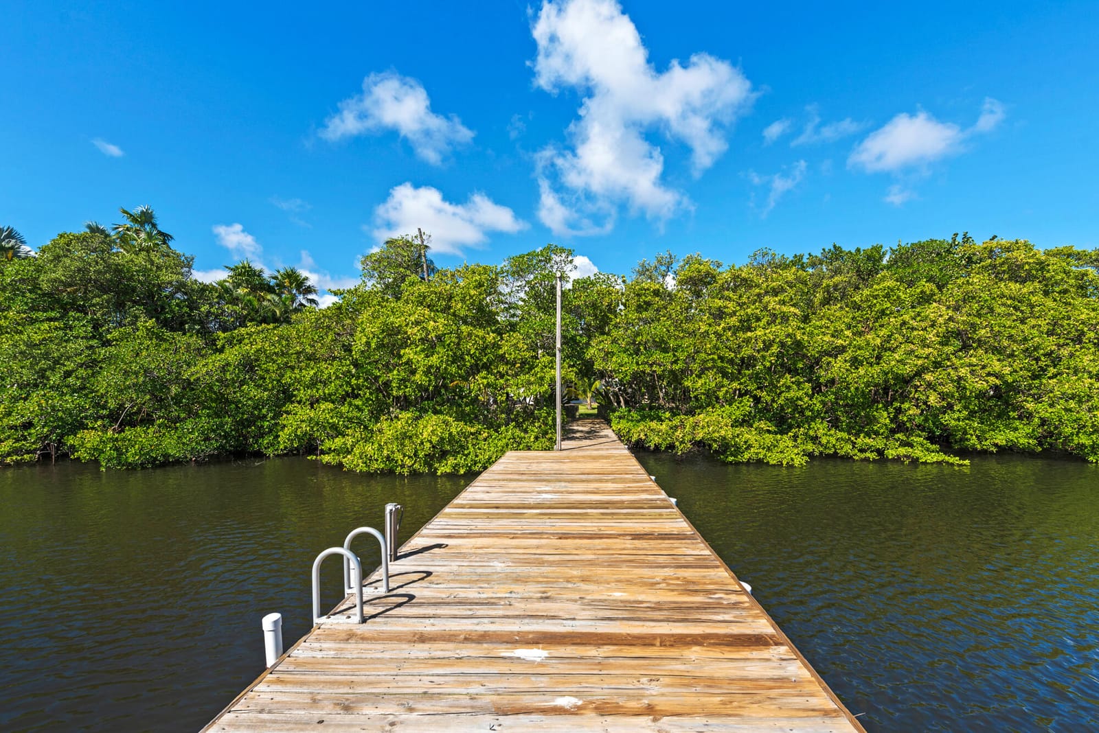 602 N Atlantic Drive, Lantana, FL 33460 photo 1