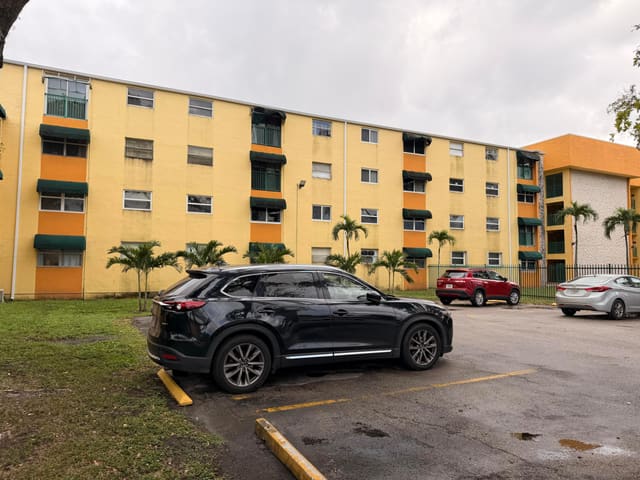 606 W 81st Street 111, sold in Las Estrellas Condo, Hialeah, FL
