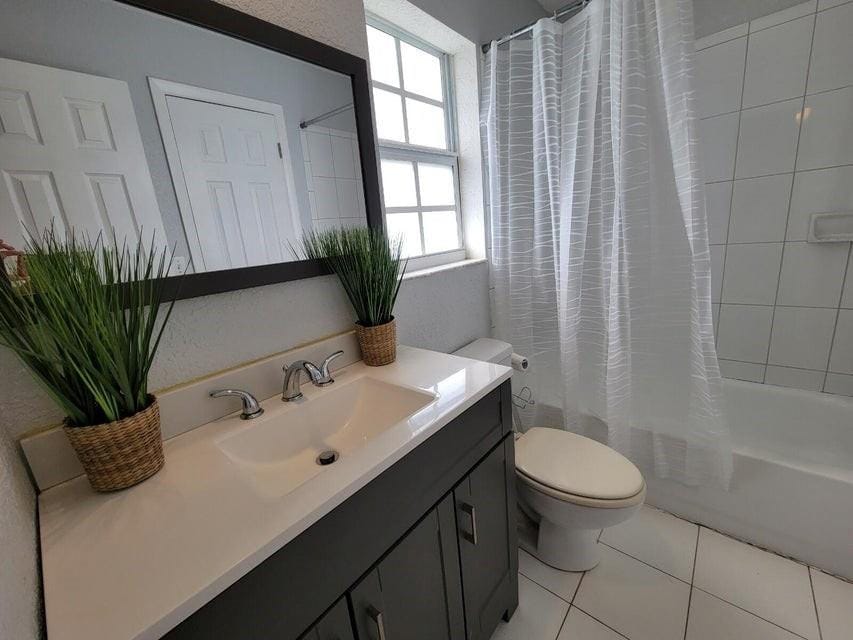 197 NW Eller, Deerfield Beach, FL 33441 photo 13