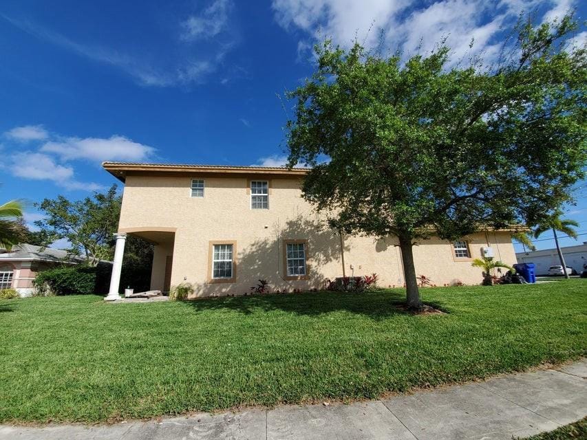 197 NW Eller, Deerfield Beach, FL 33441 photo 17