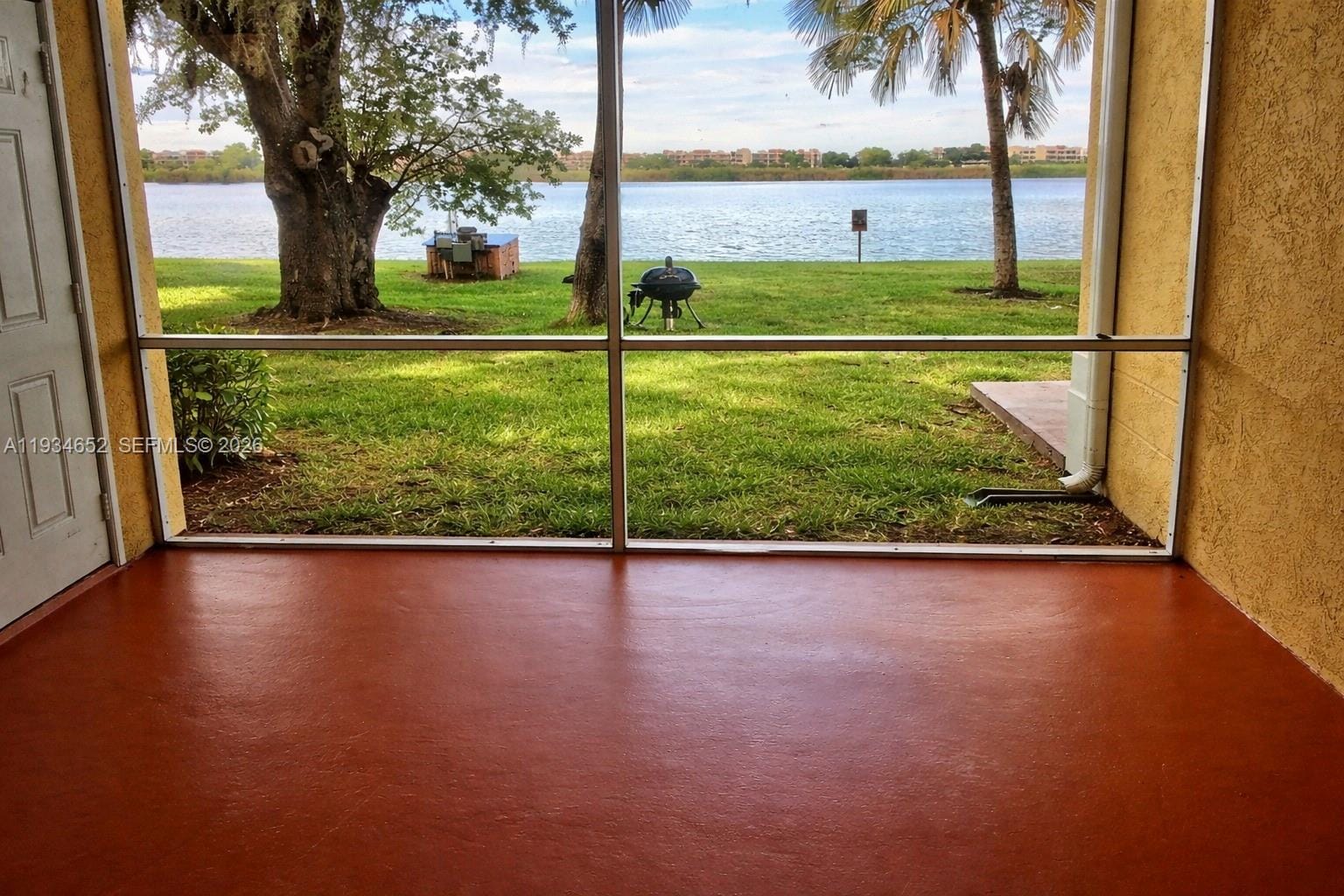2445 NW 33rd Street 1404, Oakland Park, FL 33309 photo 2