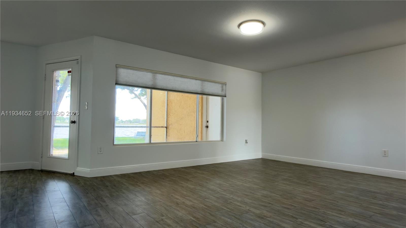 2445 NW 33rd Street 1404, Oakland Park, FL 33309 photo 12