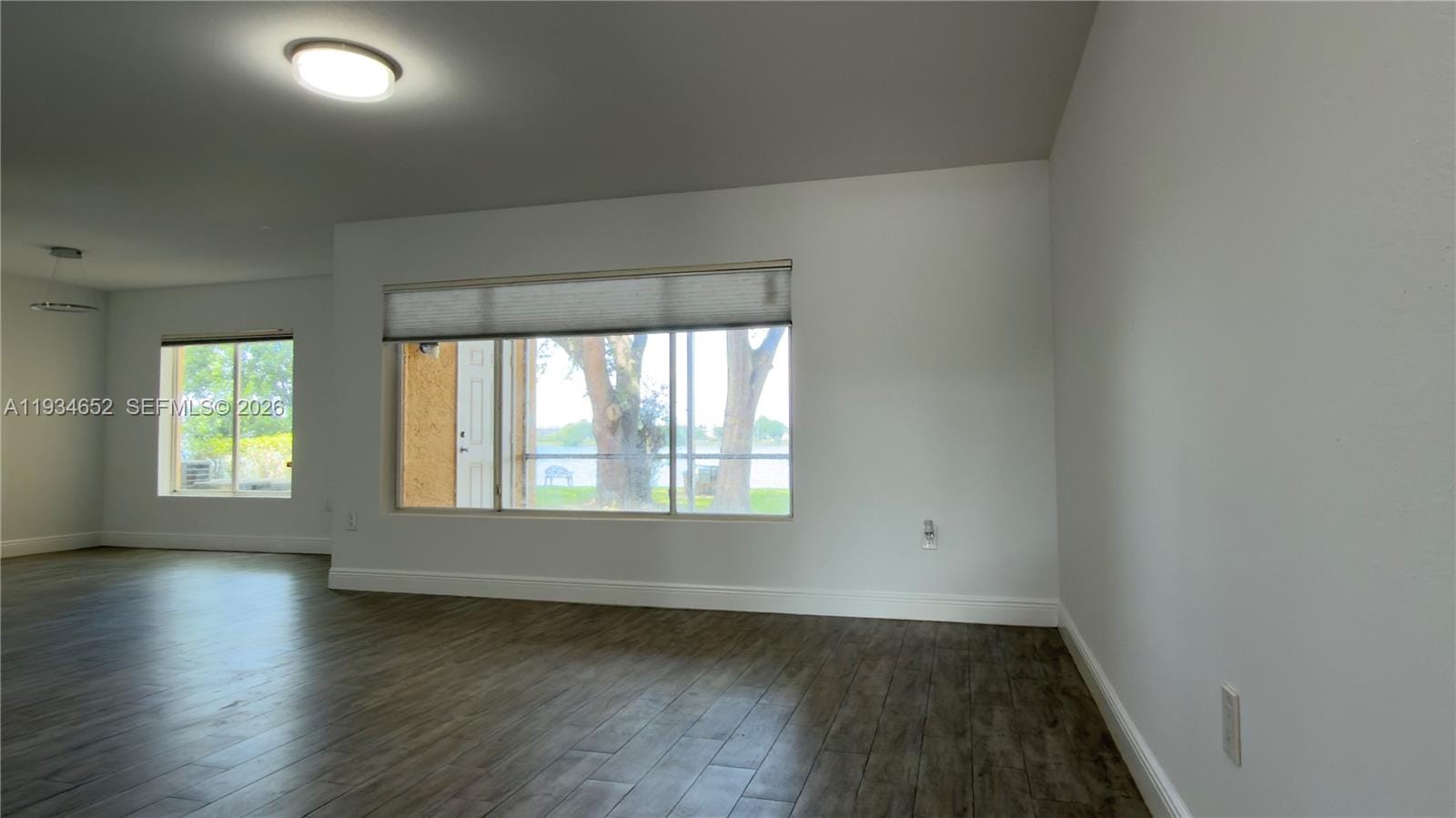 2445 NW 33rd Street 1404, Oakland Park, FL 33309 photo 14