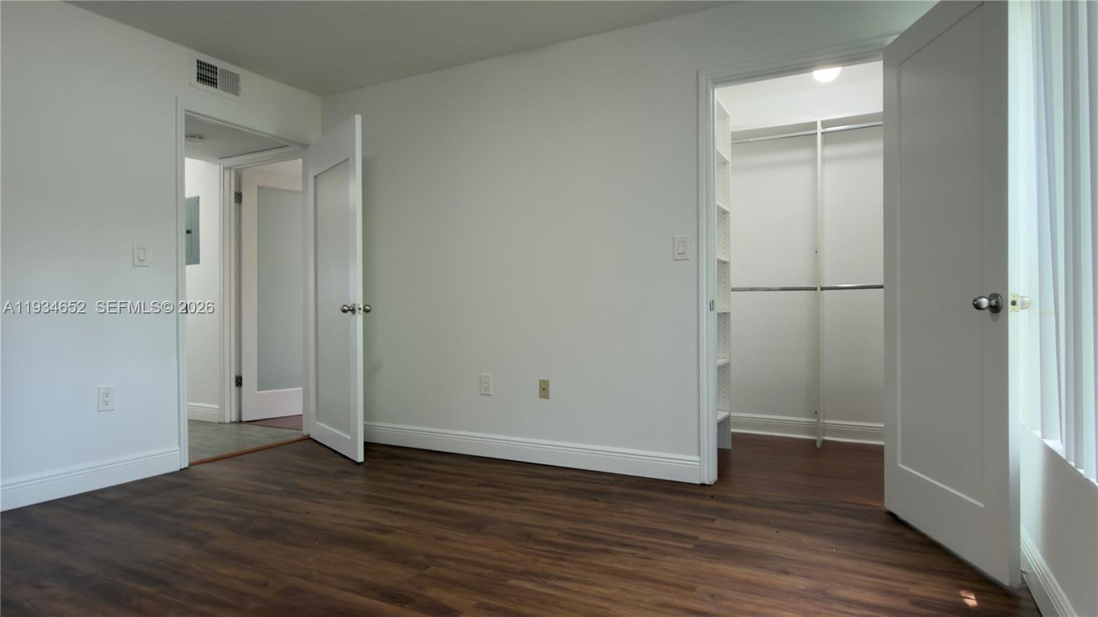 2445 NW 33rd Street 1404, Oakland Park, FL 33309 photo 19