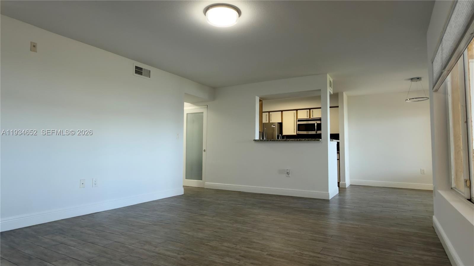 2445 NW 33rd Street 1404, Oakland Park, FL 33309 photo 4