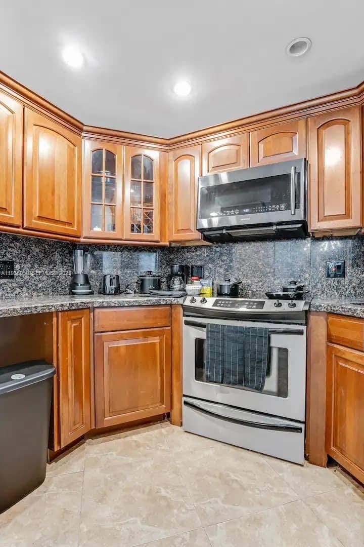 4040 Galt Ocean Drive 605 — photo 8