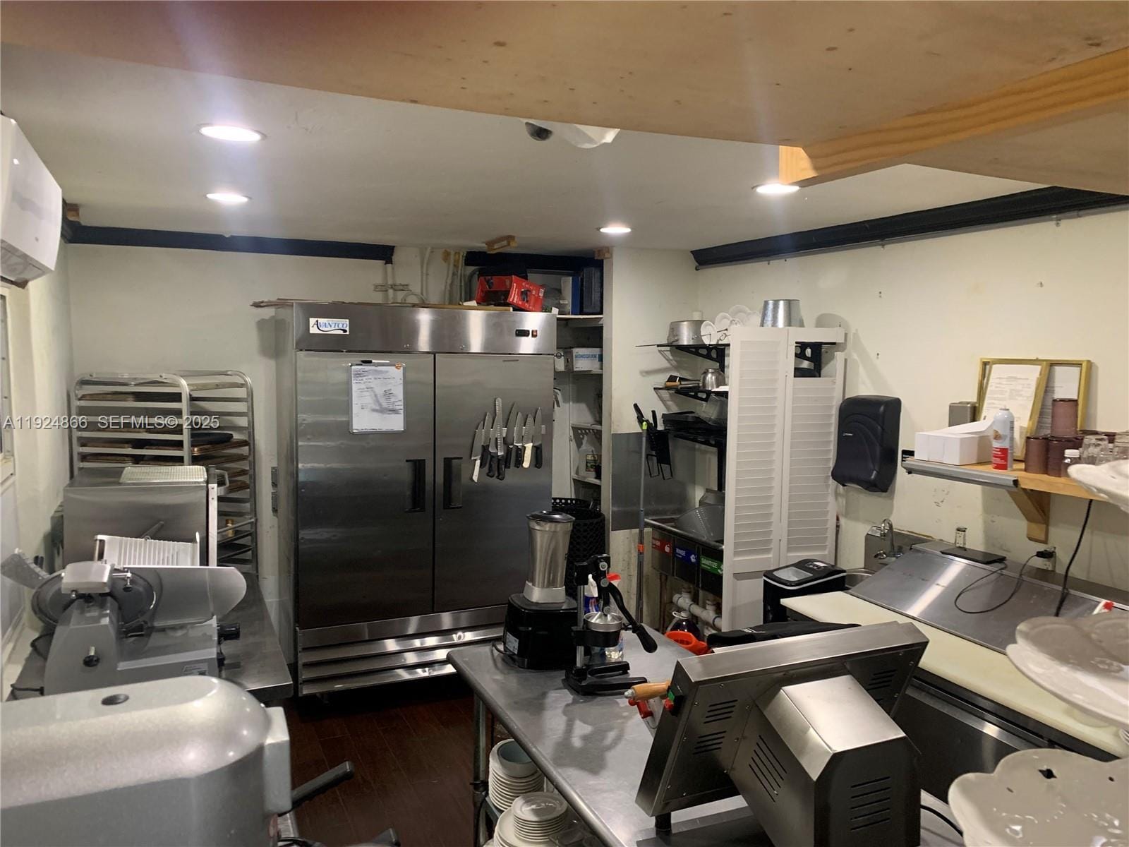 1239 Alton Road, Miami Beach, FL 33139 photo 15