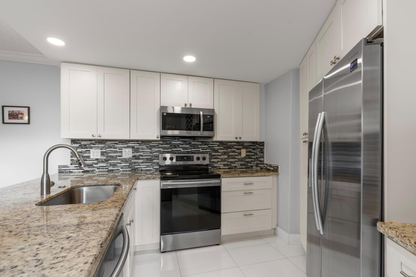8408 Trent Court C, Boca Raton, FL 33433 photo 3