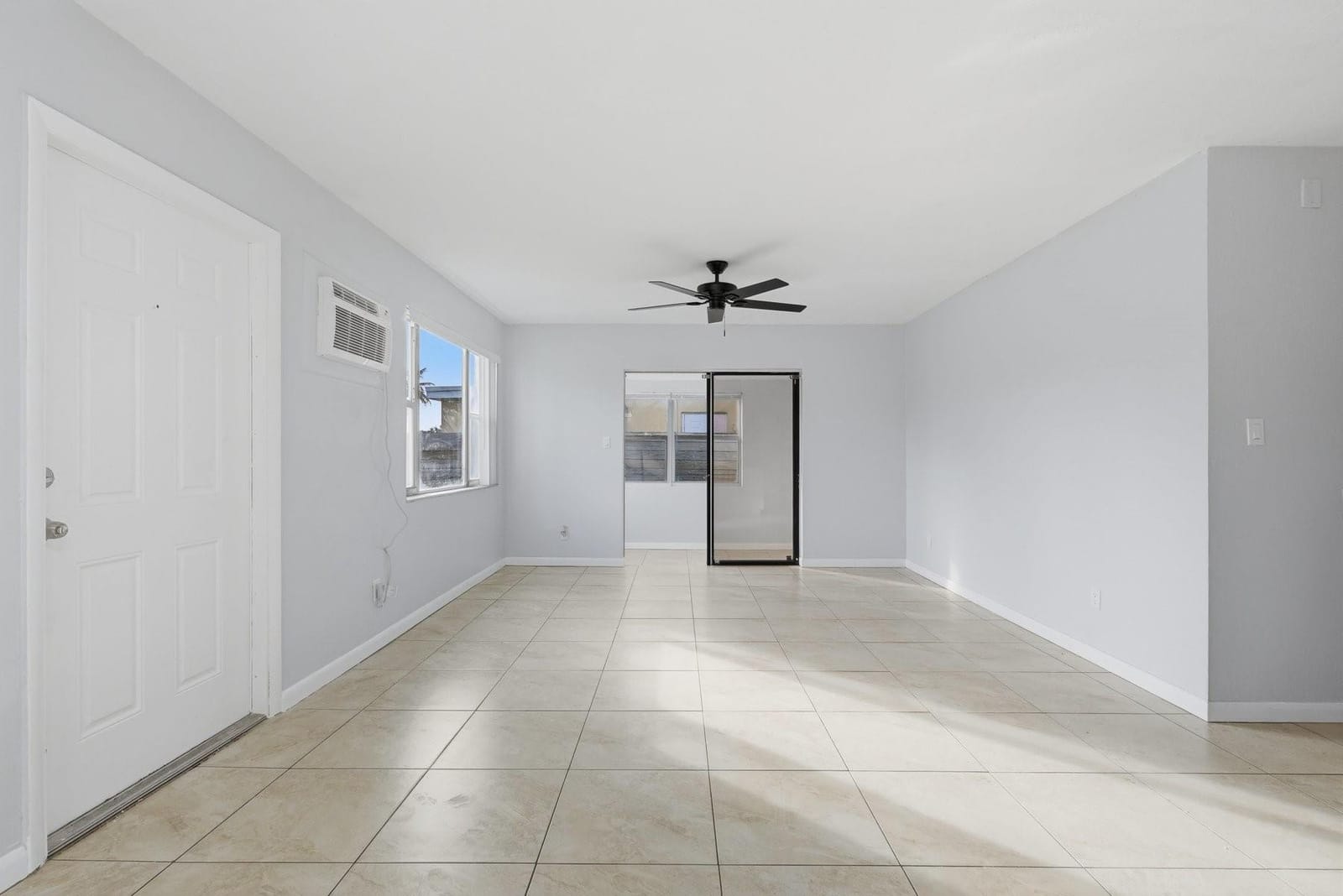 533 NW 15th Way — photo 6