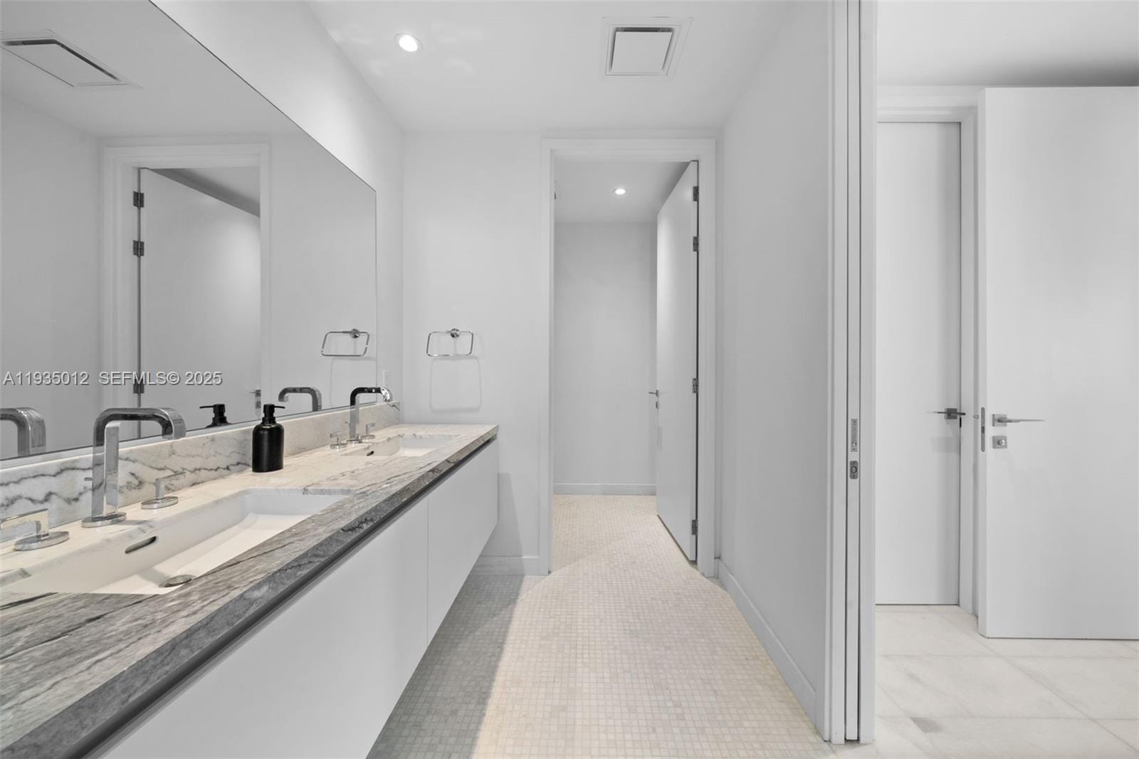 700 NE 26th Terrace 4906, Miami, FL 33137 photo 16