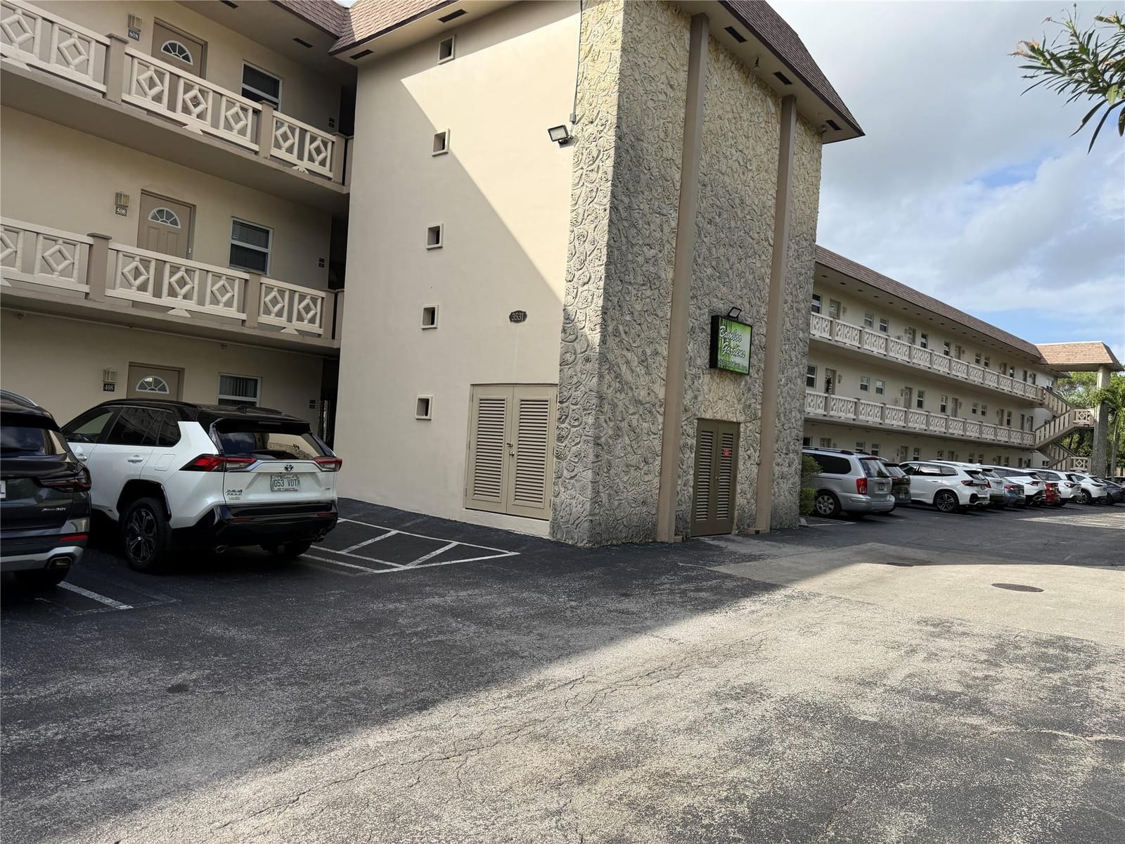 3531 NW 50th Avenue 512, Lauderdale Lakes, FL 33319 photo 16