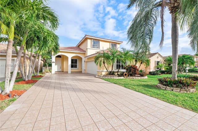 3482 Coco Lake Drive, sold in Coco Lakes, Coconut Creek, FL
