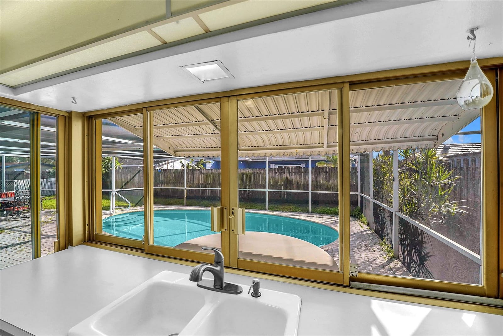 7904 Plantation Boulevard, Miramar, FL 33023 photo 13