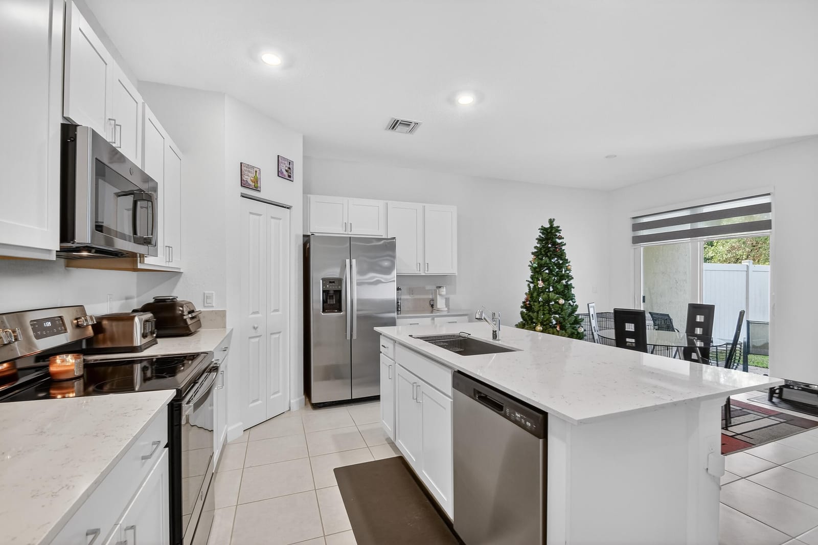 4301 Hammock Grove Drive, Lake Worth, FL 33467 photo 11