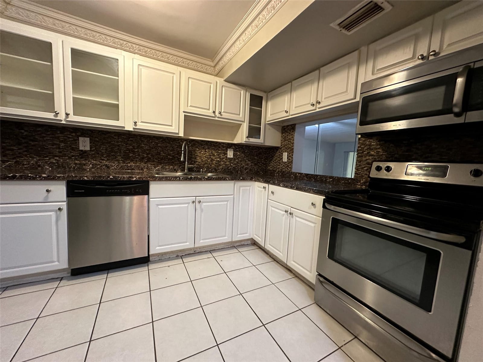 6630 Racquet Club Drive 163 — photo 9