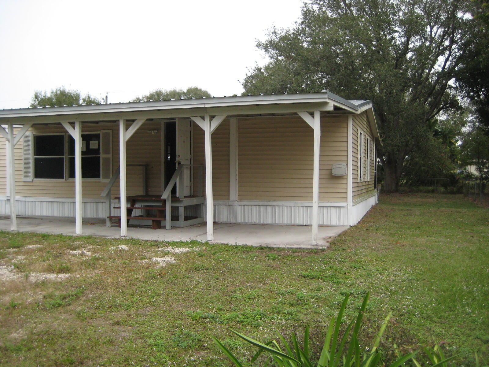 8613 SE 59th Drive, Okeechobee, FL 34974 photo 2