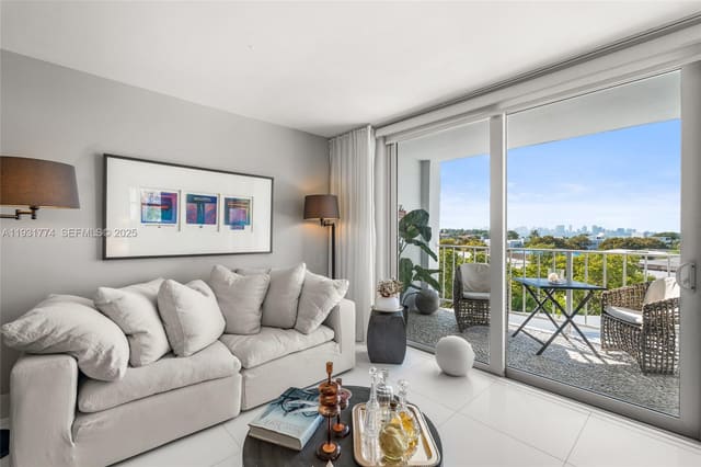 6900 Bay Drive 5K, sold in Stanton House, Miami Beach, FL