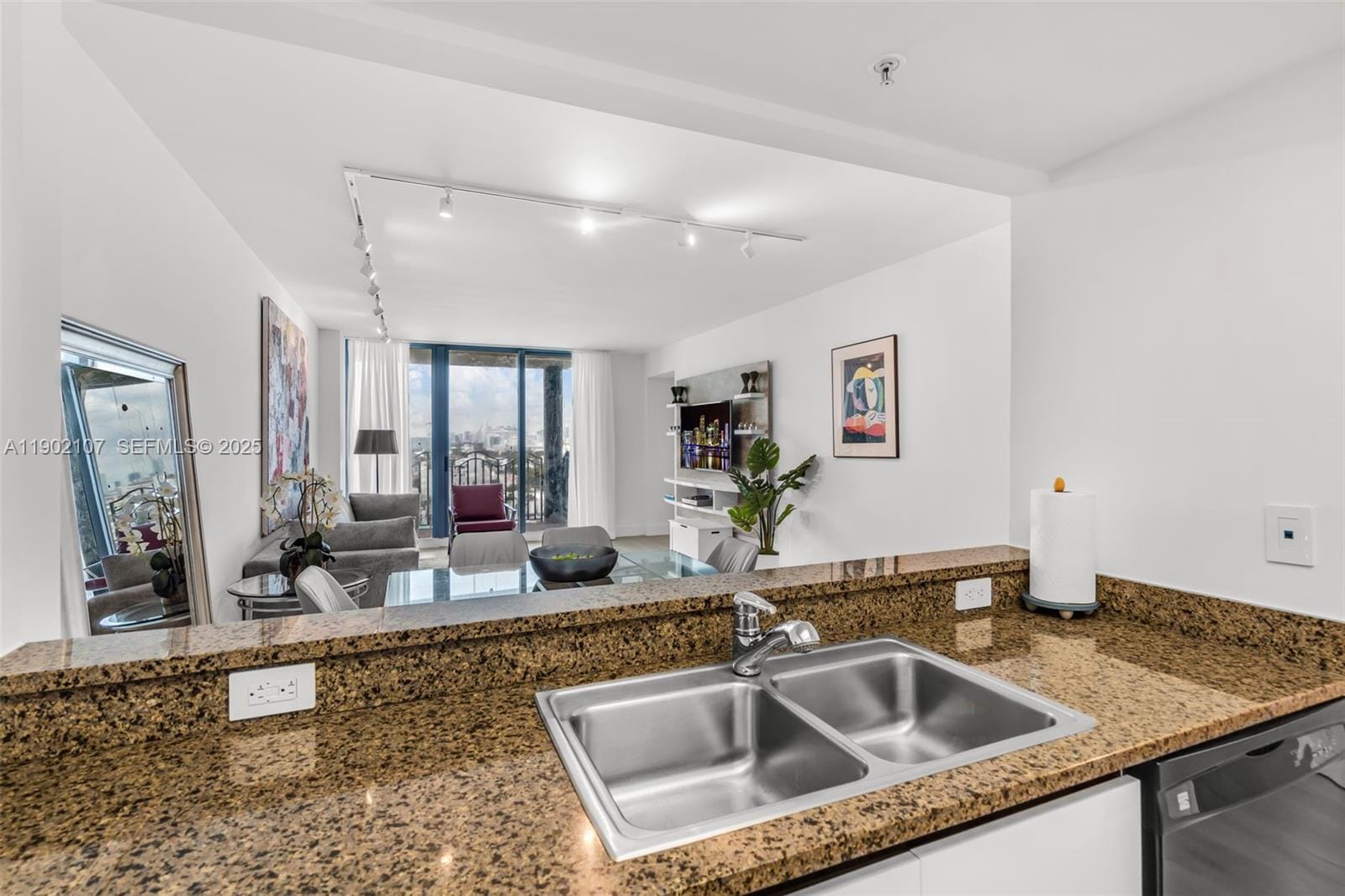 1500 Ocean Drive 1109 — photo 9
