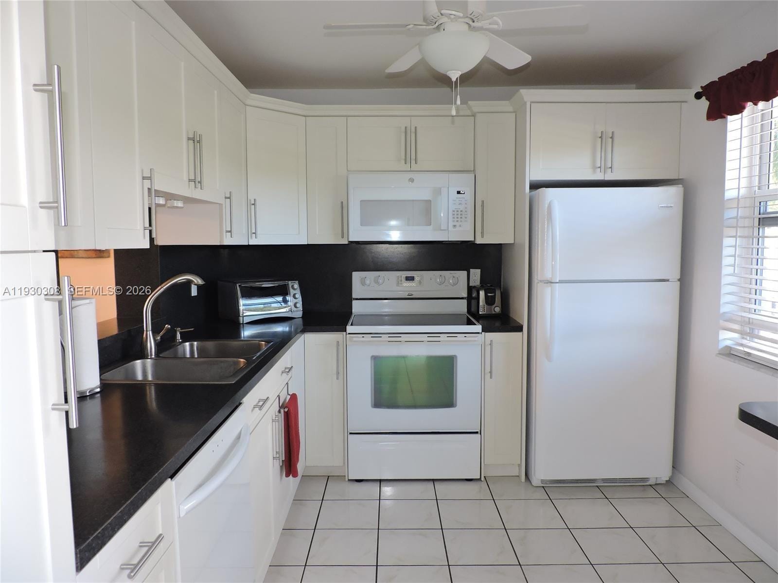 324 SE 10th Street 207 — photo 7