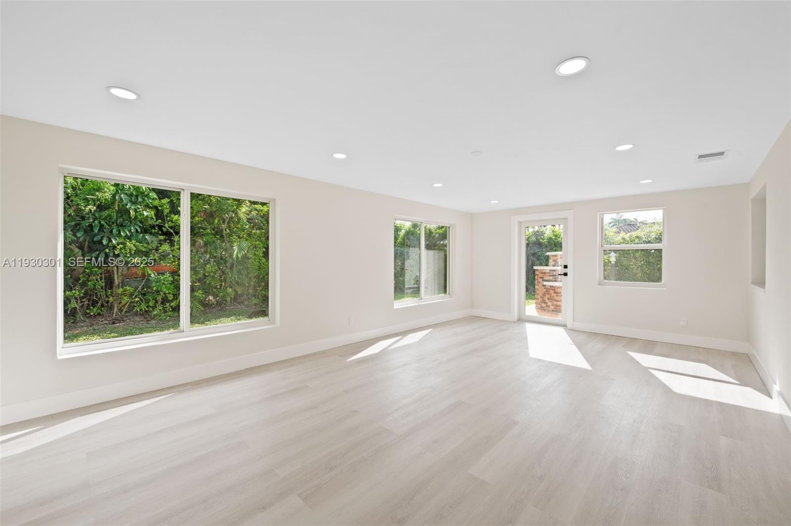 12030 SW 29th Terrace, Miami, FL 33175 photo 6