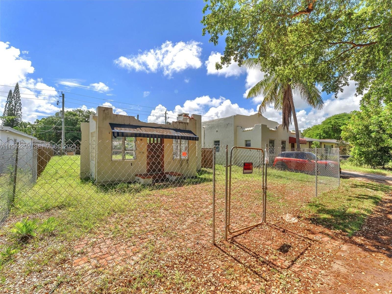 1928 Dewey Street — photo 3