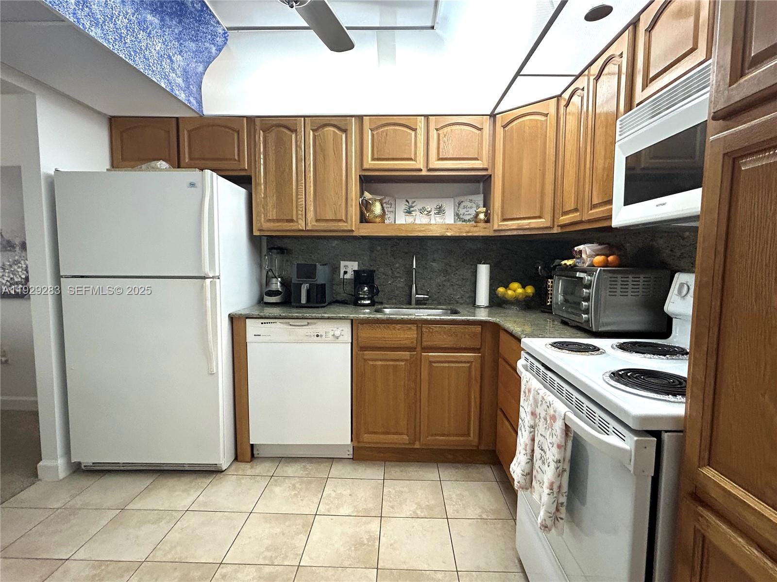 1100 Saint Charles Place 620, Pembroke Pines, FL 33026 photo 1