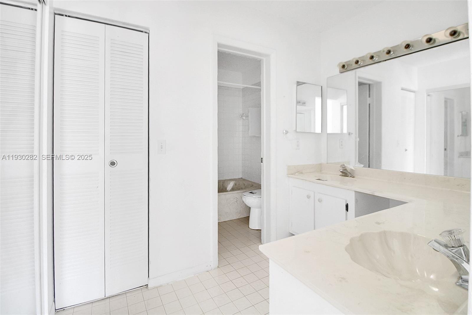 3553 Magellan Circle 3171, Aventura, FL 33180 photo 19