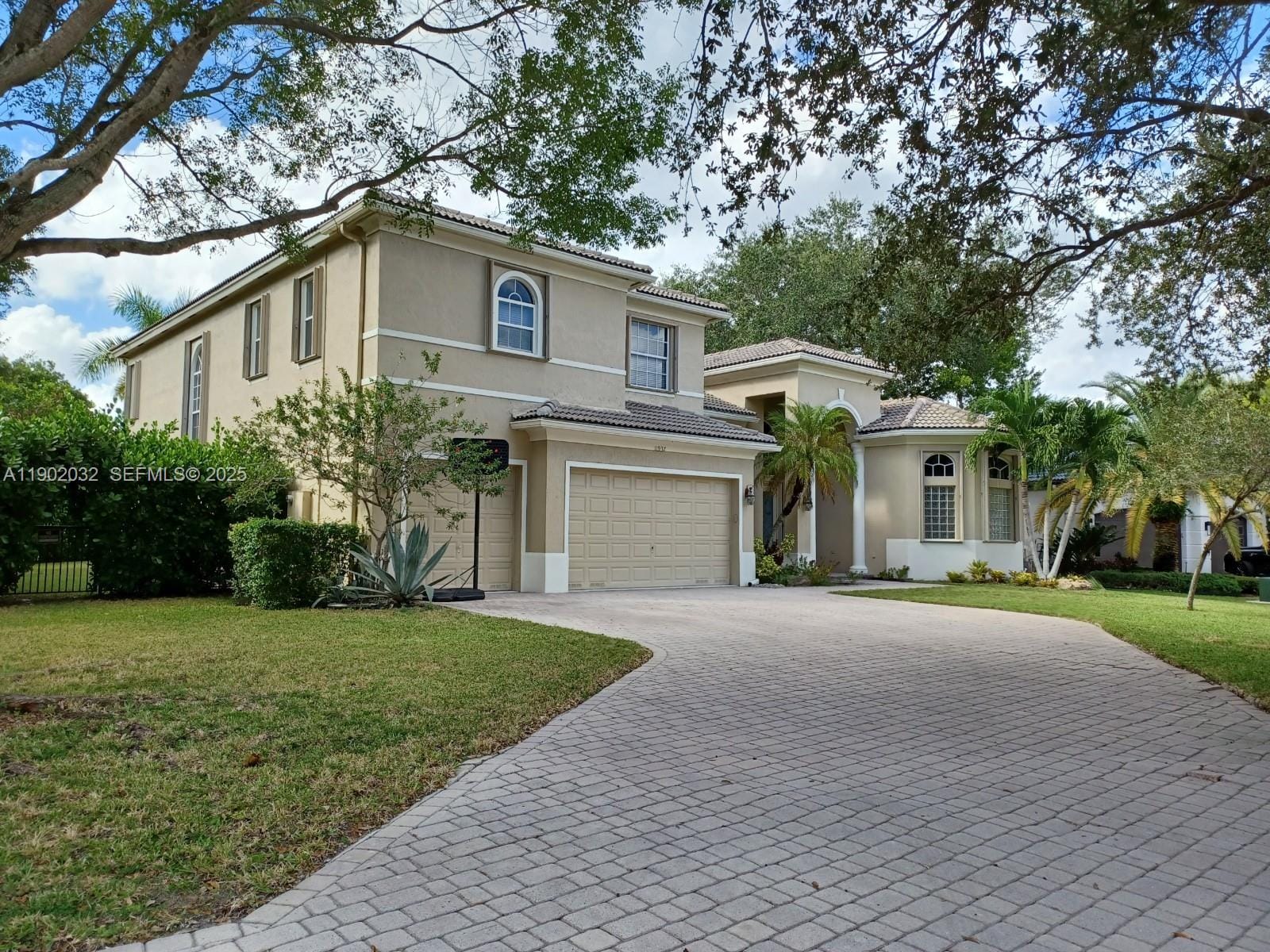 11937 NW 11th Court — photo 2