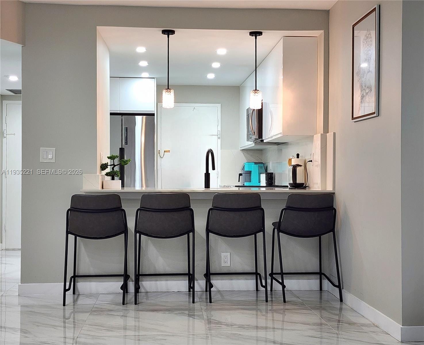 3725 S Ocean Drive 425 — photo 4