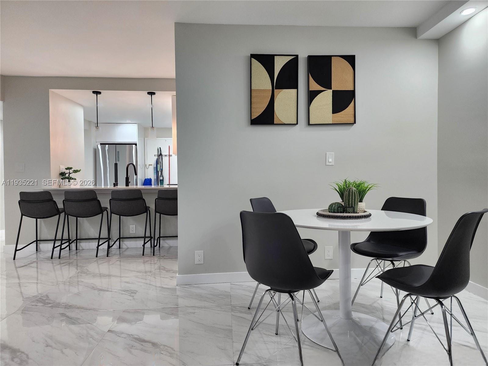 3725 S Ocean Drive 425 — photo 5
