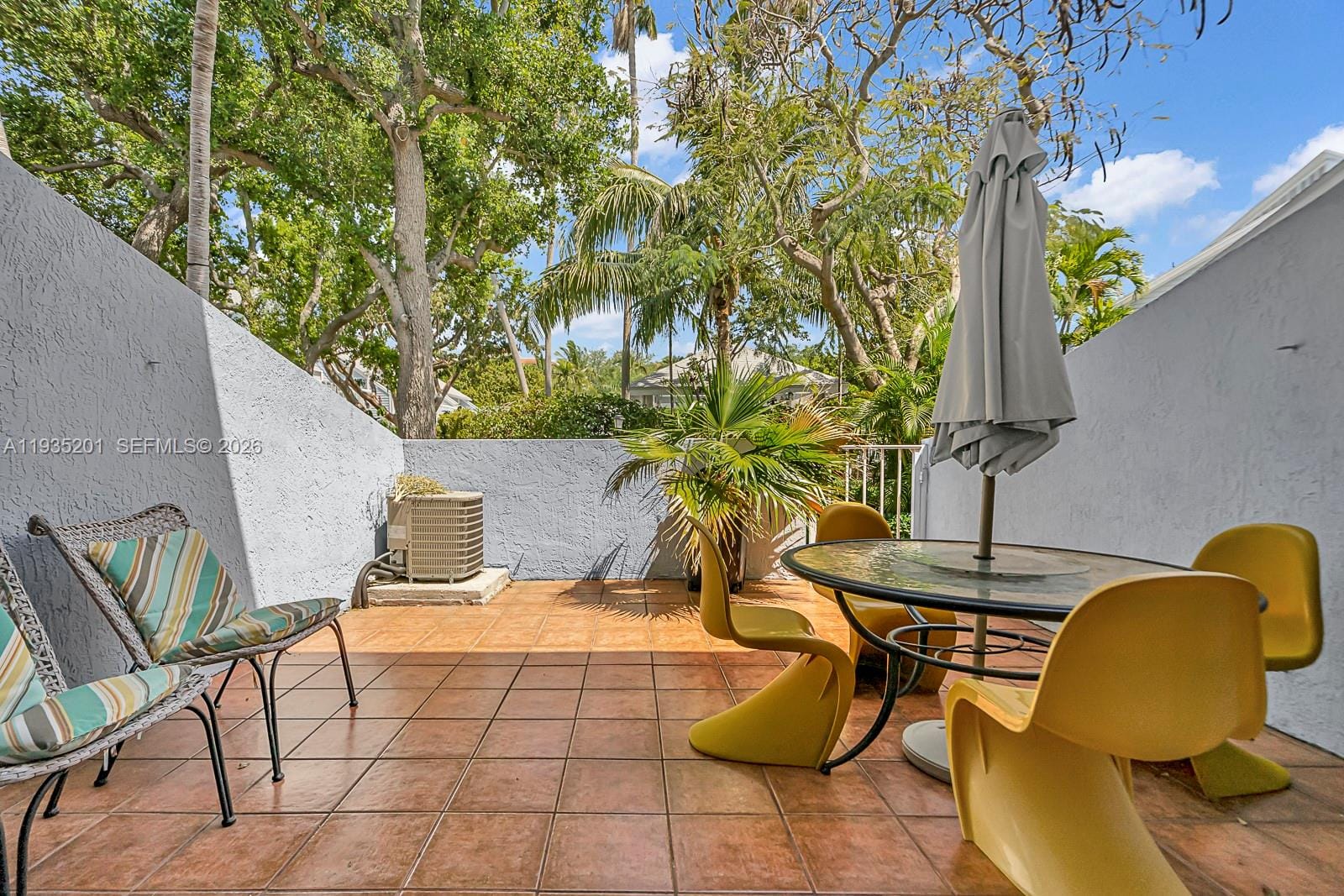 798 Crandon Boulevard 16-C, Key Biscayne, FL 33149 photo 11