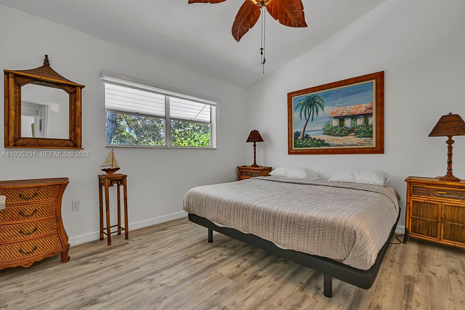 798 Crandon Boulevard 16-C, Key Biscayne, FL 33149 photo 12