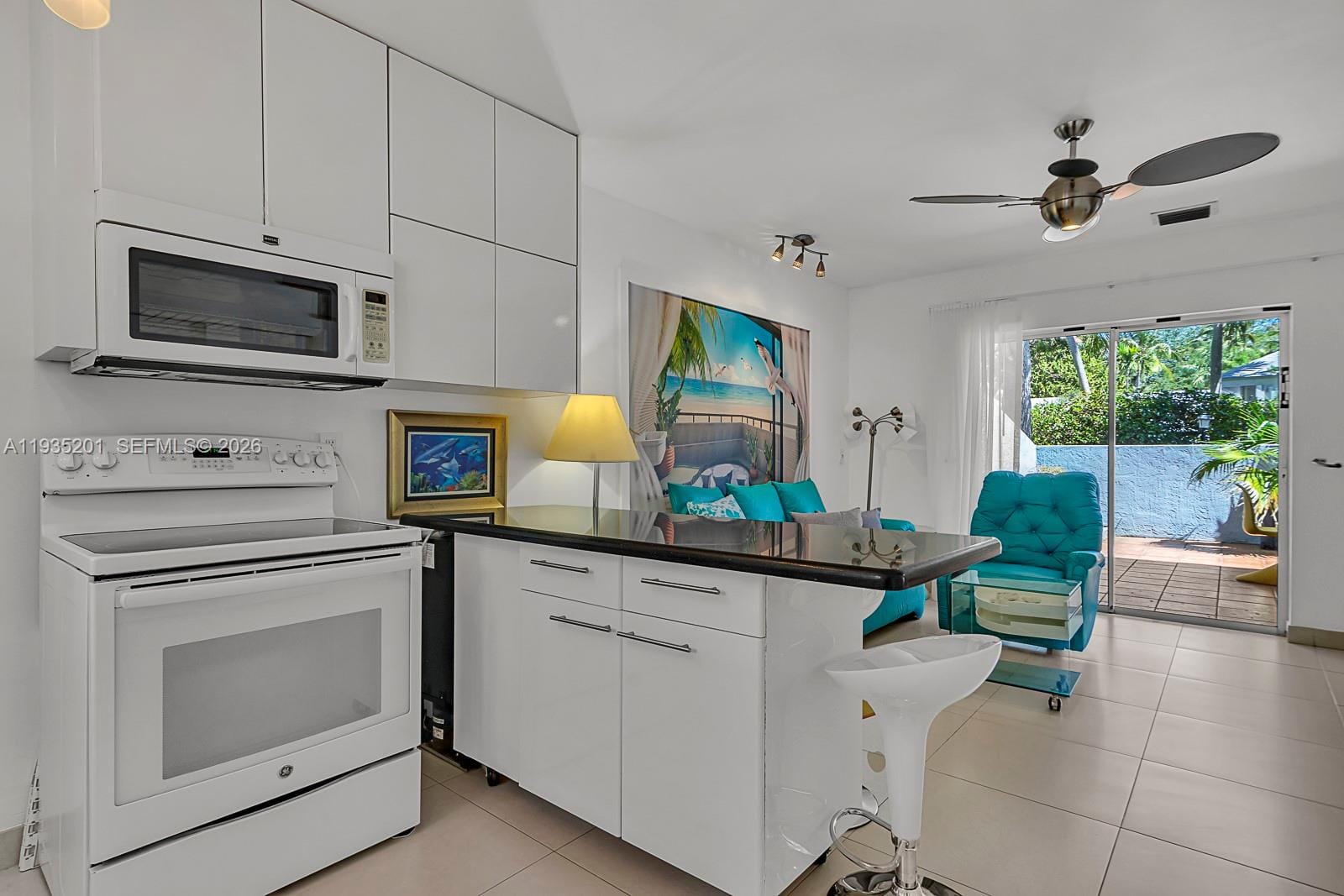 798 Crandon Boulevard 16-C, Key Biscayne, FL 33149 photo 3