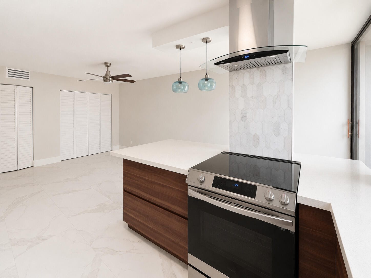 16919 N Bay Road 911, Sunny Isles Beach, FL 33160 photo 14