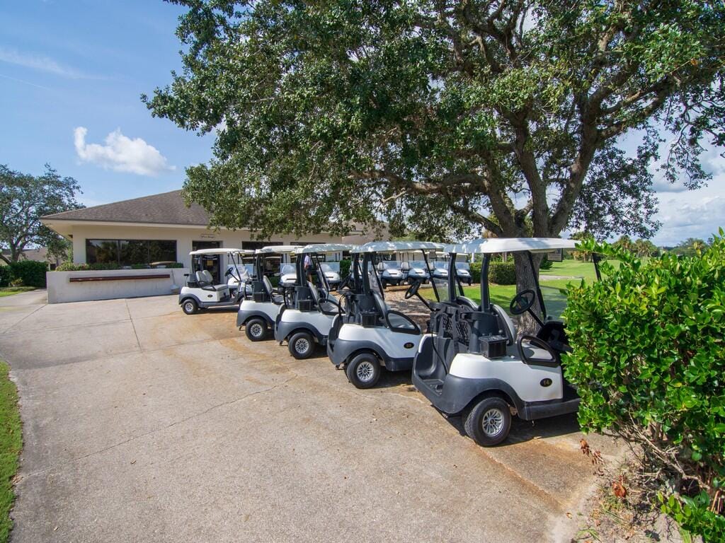 25 Plantation Drive 201, Vero Beach, FL 32966 photo 13
