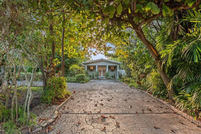 11770 Griffing Boulevard, sold in Biscayne Park Estates, Biscayne Park, FL