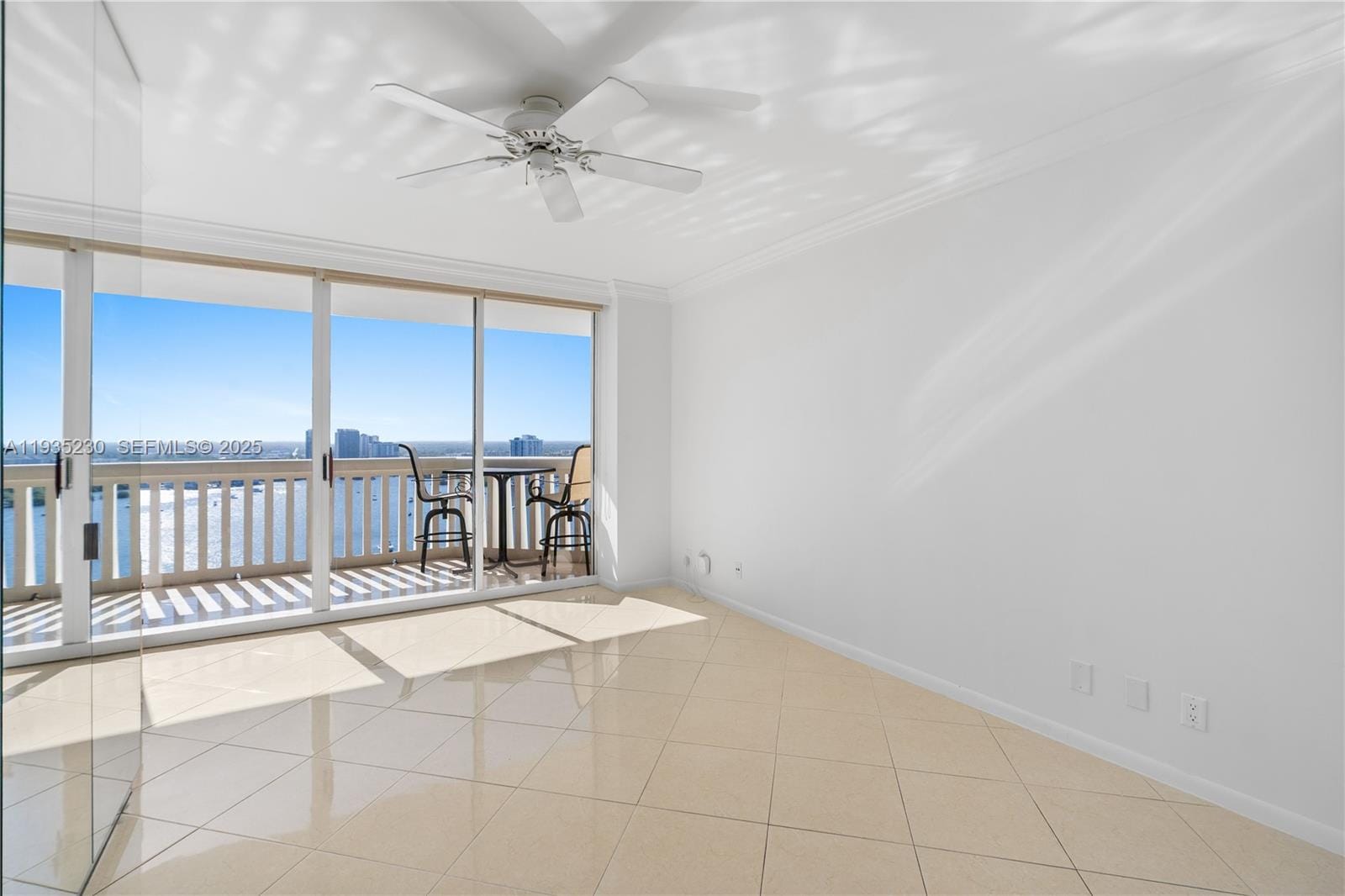 1000 W Island Boulevard 3002, Aventura, FL 33160 photo 14