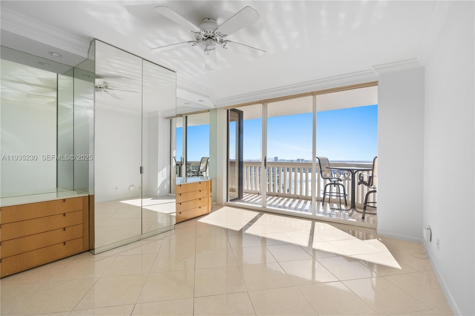 1000 W Island Boulevard 3002, Aventura, FL 33160 photo 16