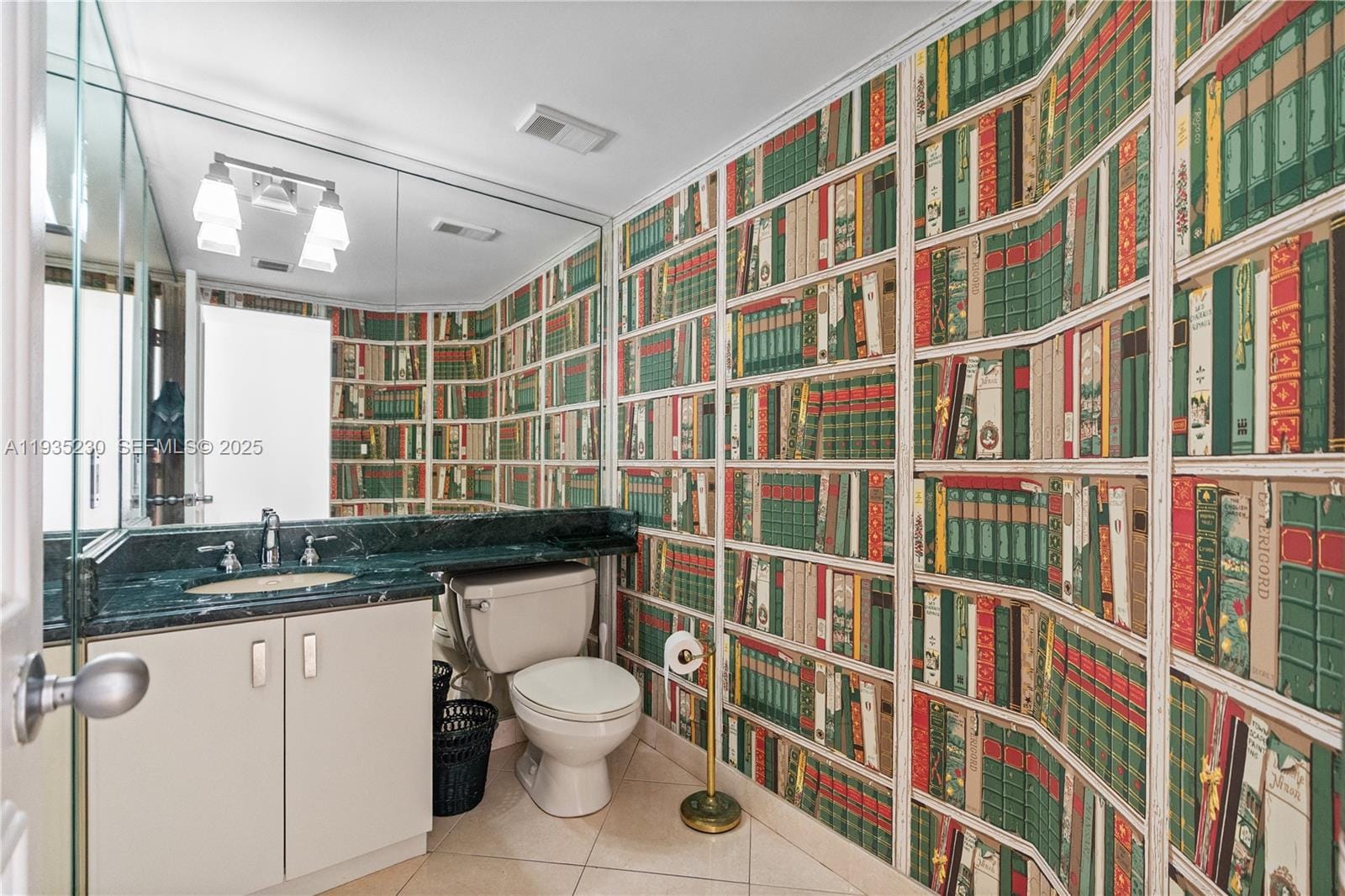 1000 W Island Boulevard 3002, Aventura, FL 33160 photo 22