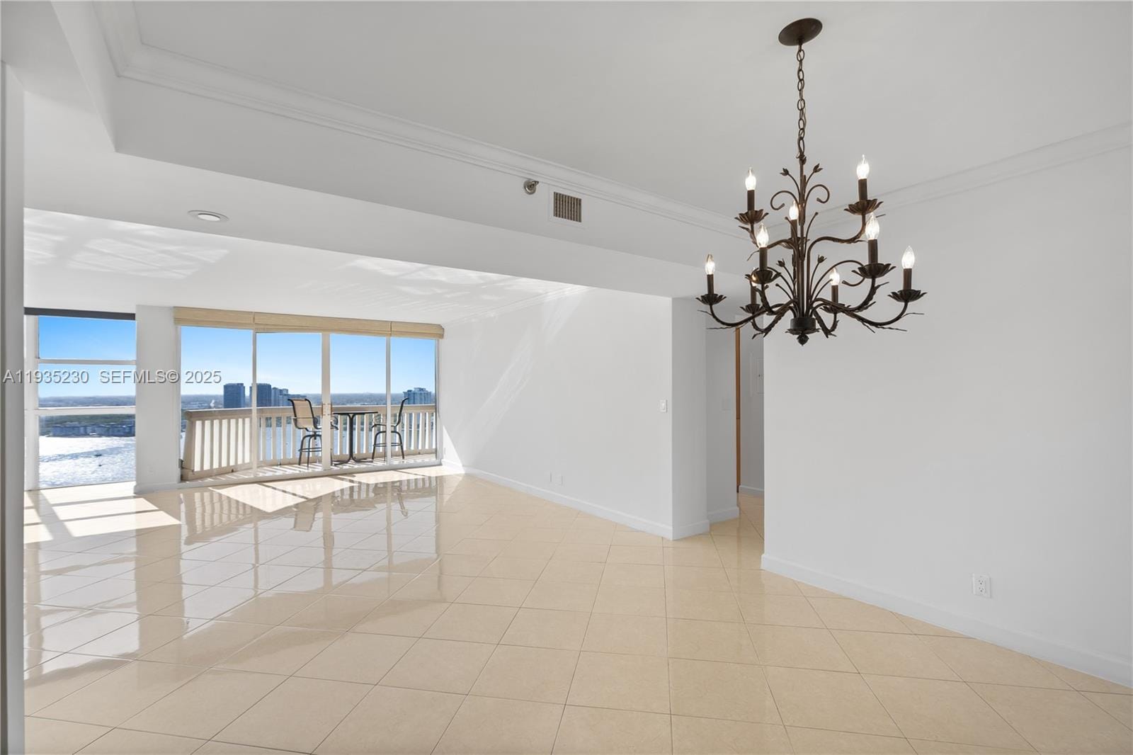1000 W Island Boulevard 3002, Aventura, FL 33160 photo 4