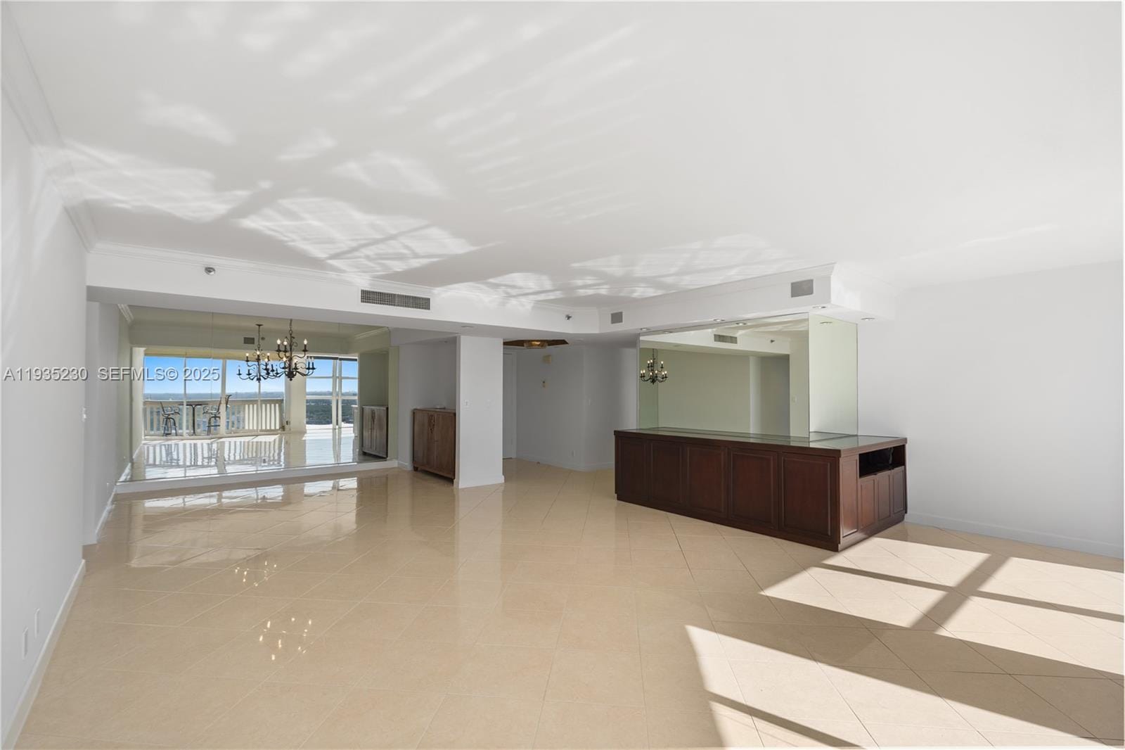 1000 W Island Boulevard 3002, Aventura, FL 33160 photo 8