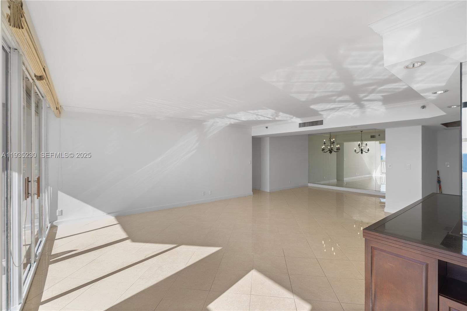 1000 W Island Boulevard 3002, Aventura, FL 33160 photo 9