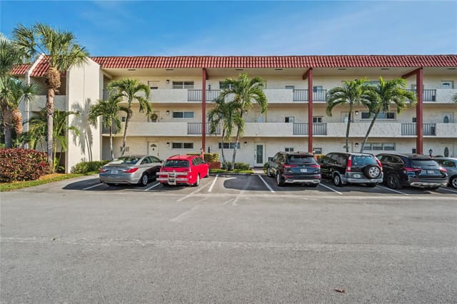 8970 S Hollybrook Boulevard 308, Pembroke Pines, FL 33025